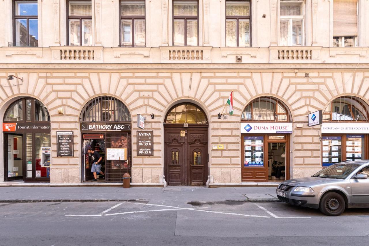 City Center Apartment Будапеща Екстериор снимка