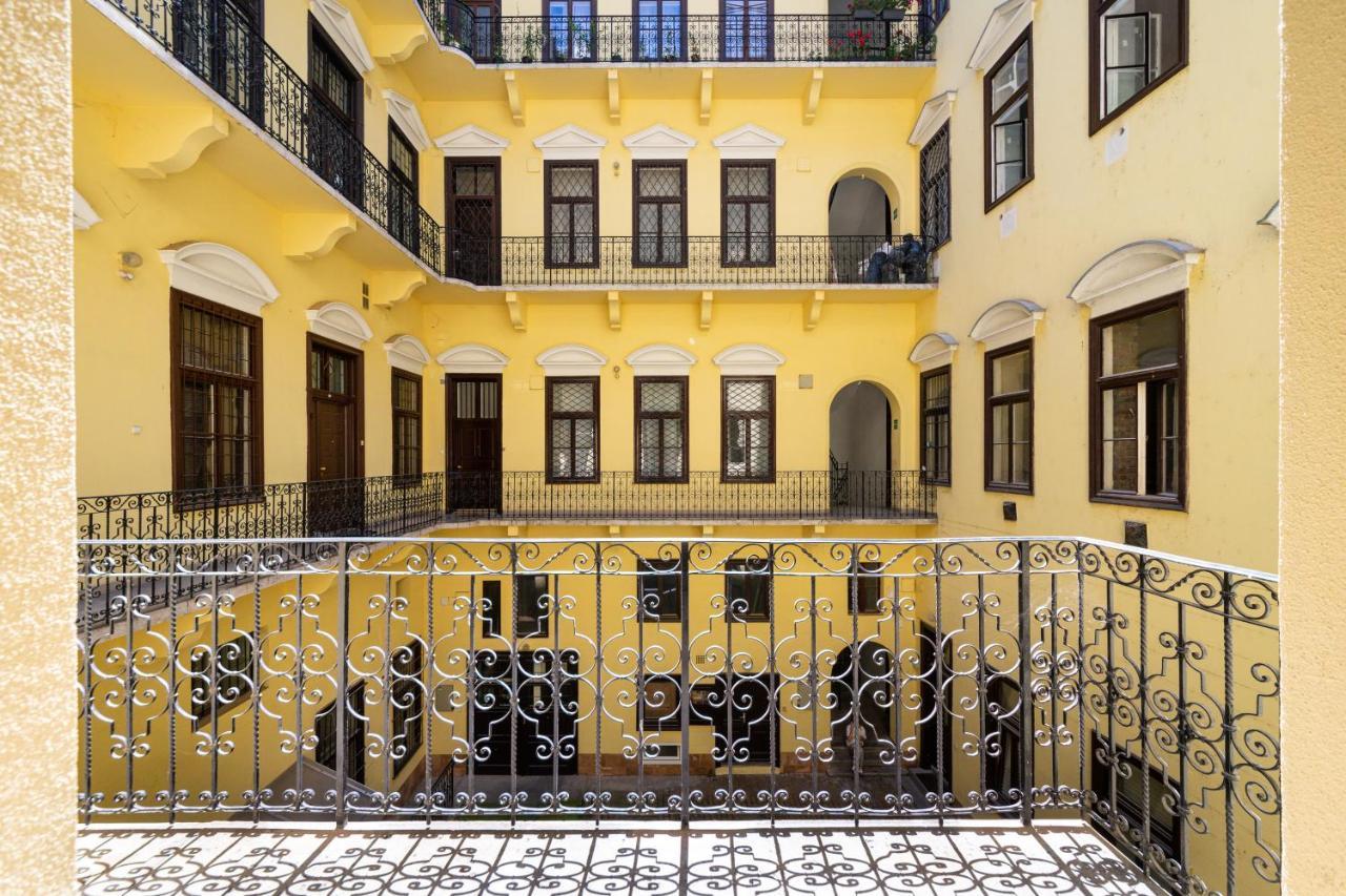 City Center Apartment Будапеща Екстериор снимка
