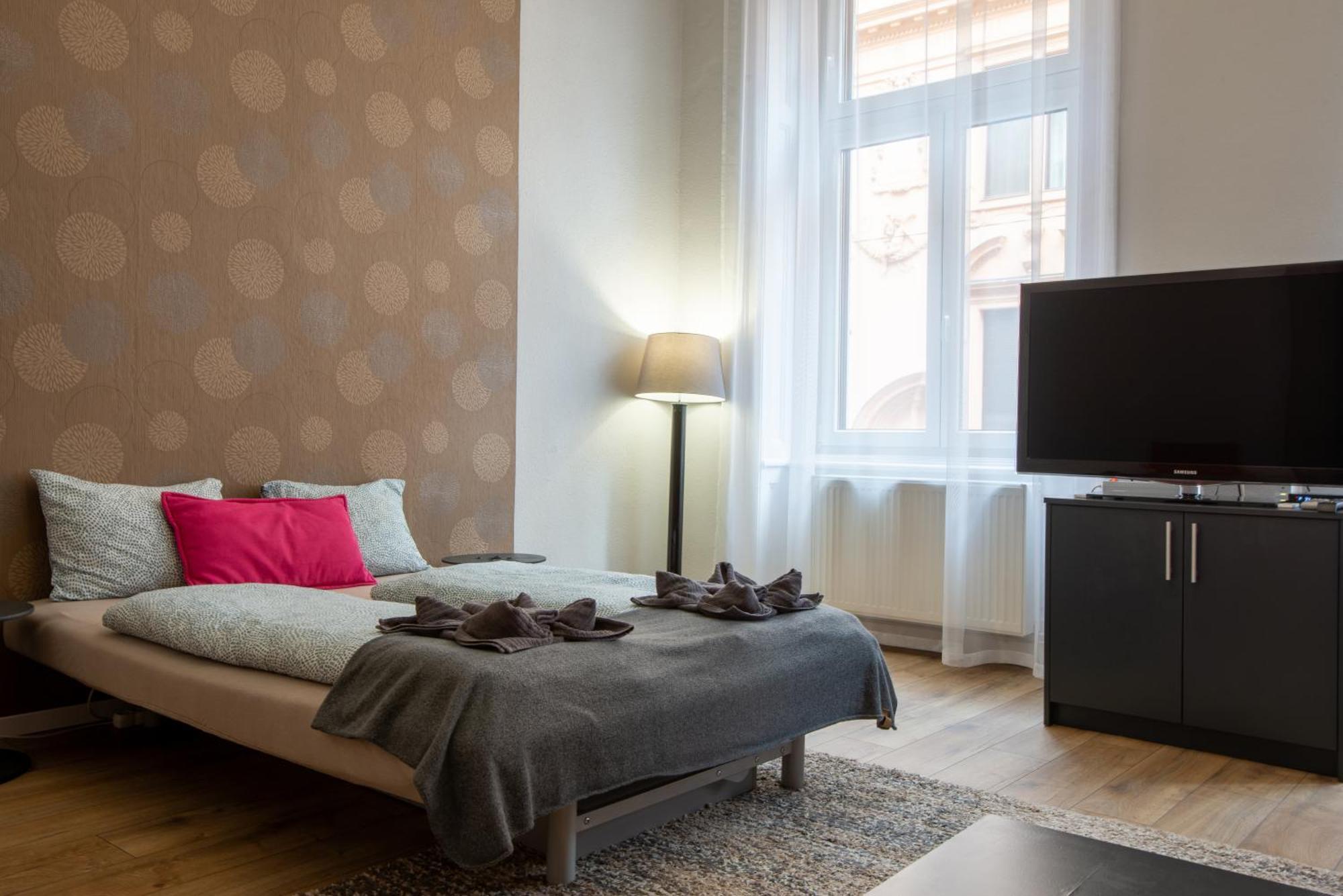 City Center Apartment Будапеща Екстериор снимка